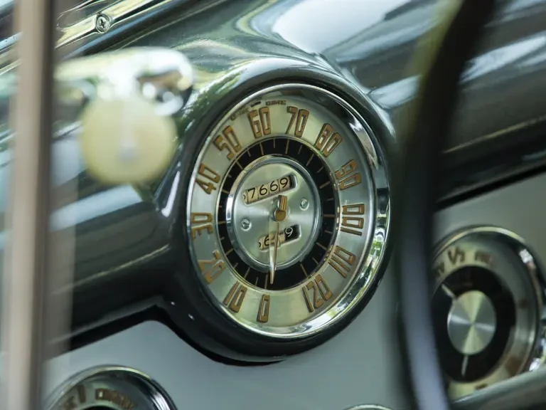 1948 Buick Roadmaster - Image 18 of 28
