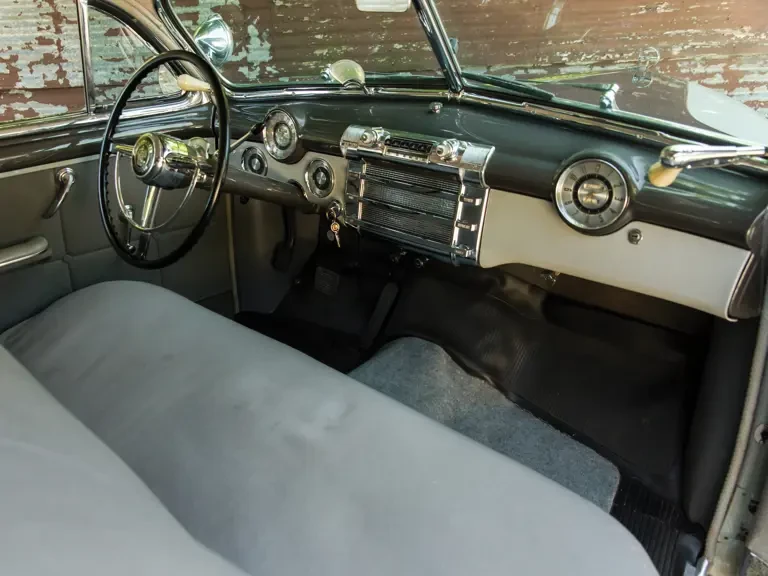 1948 Buick Roadmaster - Image 5 of 28