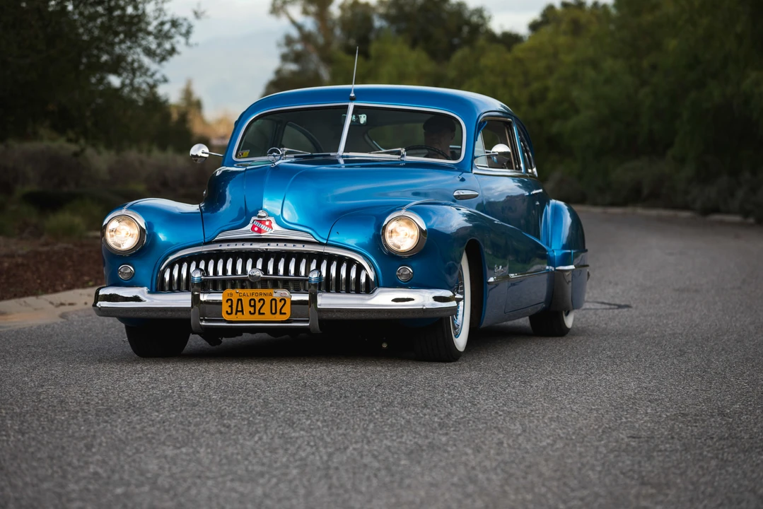 1948 Buick Roadmaster - Image 10 of 31