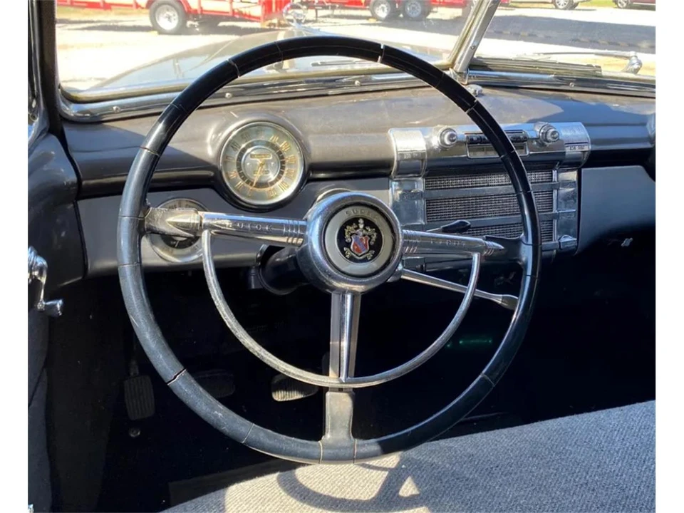 1948 Buick Super - Image 4 of 4