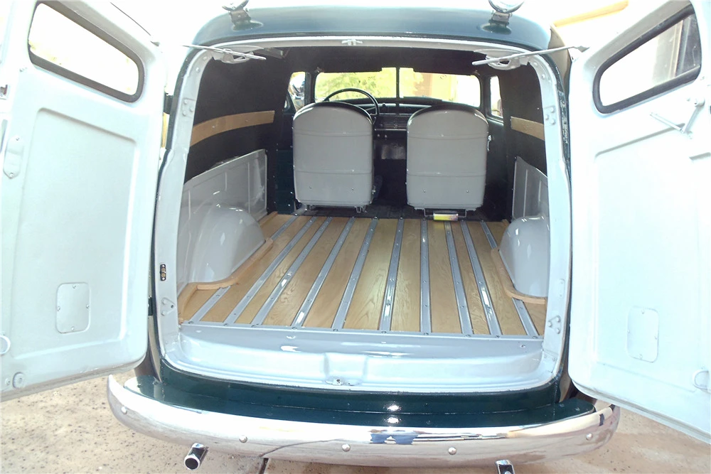1948 Chevrolet Suburban 3rd Gen - Image 4 of 5
