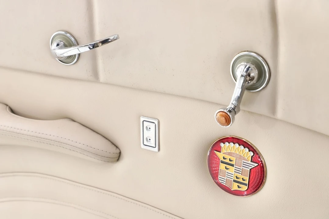 1948 Cadillac Series 62 2nd Gen - Image 9 of 31