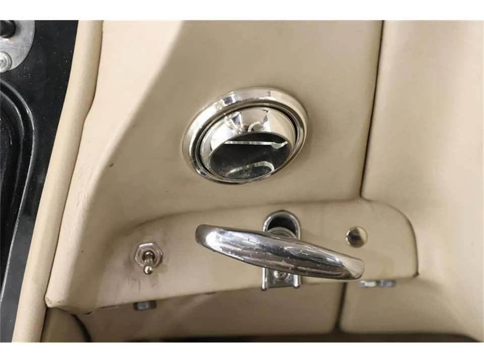 1948 Cadillac Series 62 2nd Gen - Image 24 of 31