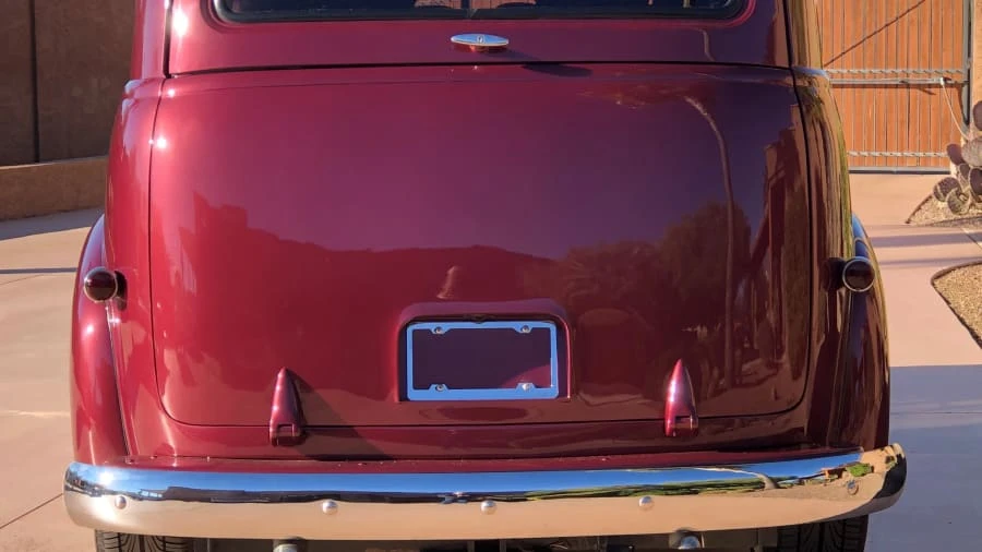 1948 Chevrolet Suburban 3rd Gen - Image 9 of 13
