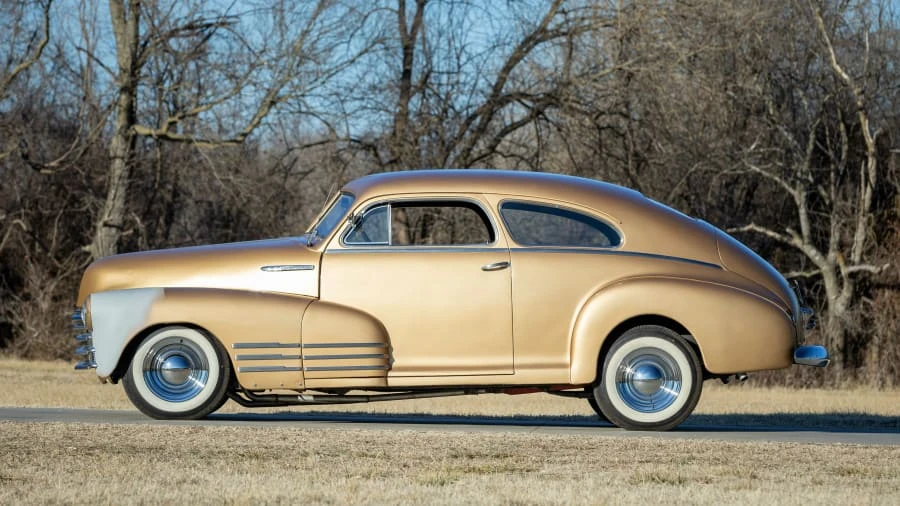 1948 Chevrolet Stylemaster & Fleetmaster & Fleetline - Image 2 of 15