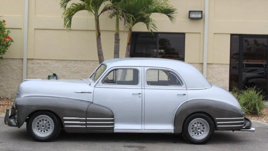 1948 Chevrolet Stylemaster & Fleetmaster & Fleetline - Image 2 of 8