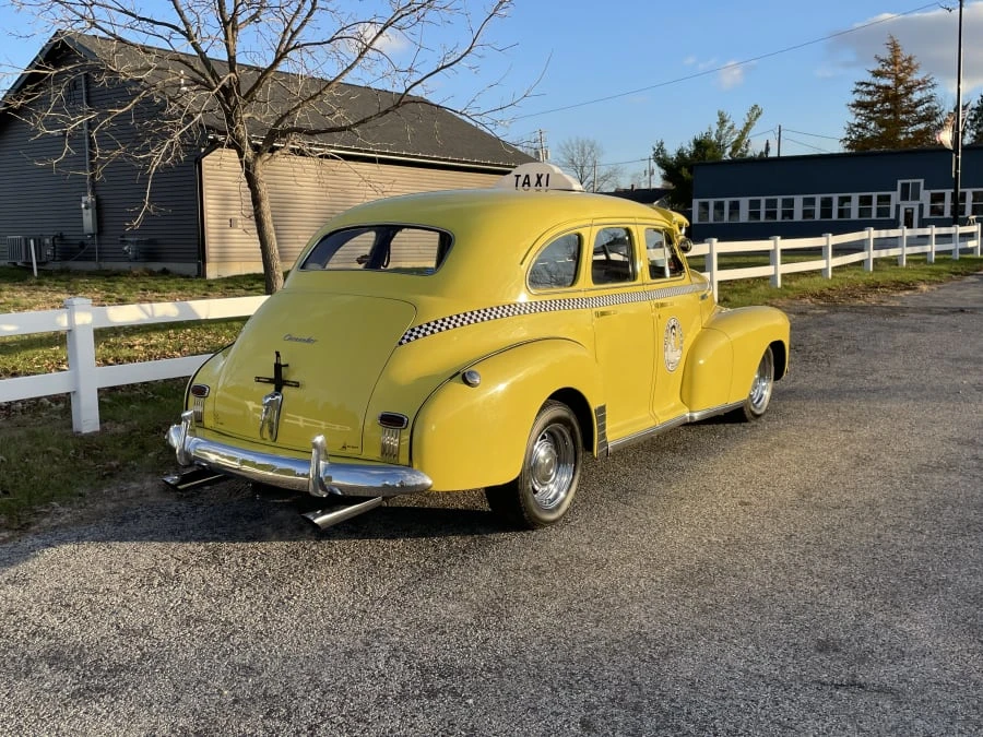 1948 Chevrolet Stylemaster & Fleetmaster & Fleetline - Image 3 of 31