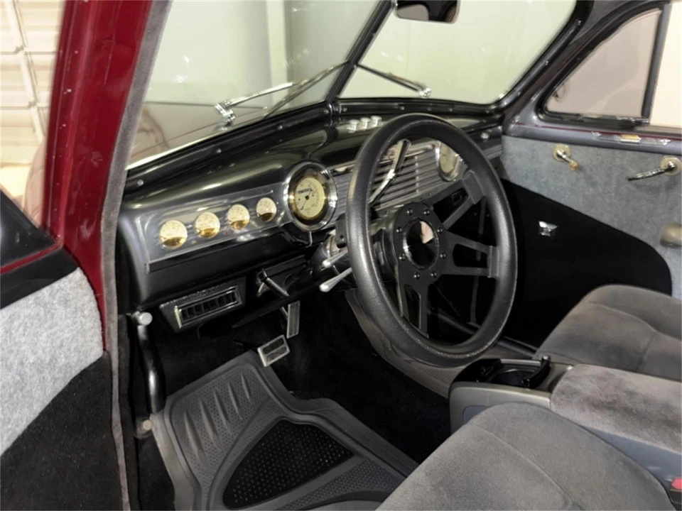 1948 Chevrolet Stylemaster & Fleetmaster & Fleetline - Image 31 of 31