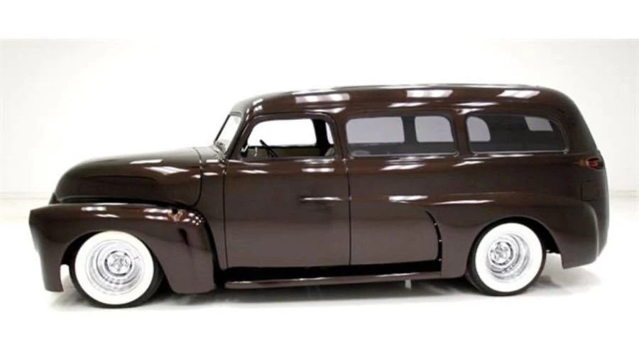 1948 Chevrolet Suburban 3rd Gen - Image 2 of 31
