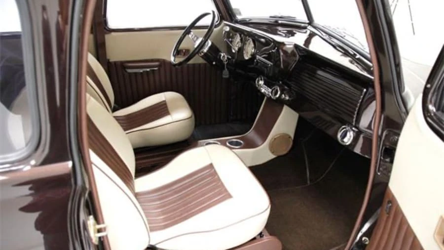1948 Chevrolet Suburban 3rd Gen - Image 18 of 31