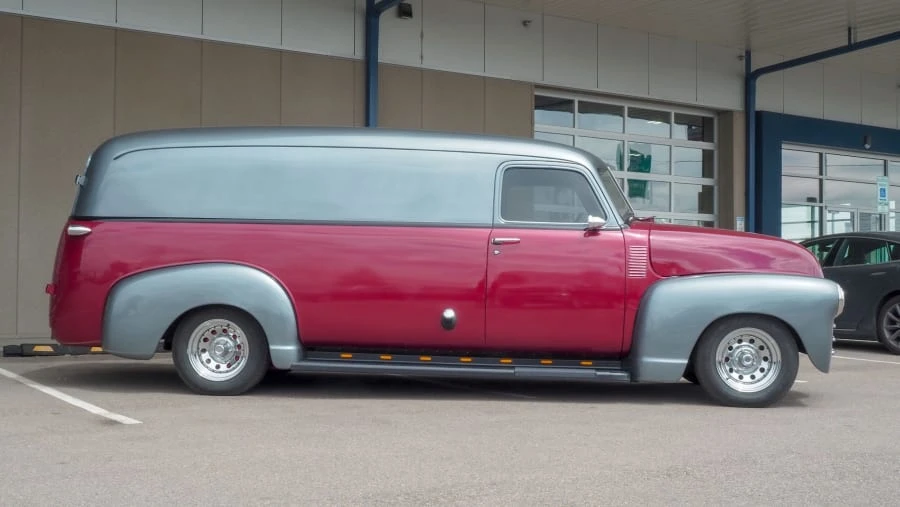 1948 Chevrolet Suburban 3rd Gen - Image 2 of 10
