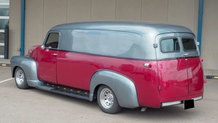 1948 Chevrolet Suburban 3rd Gen - Image 3 of 10
