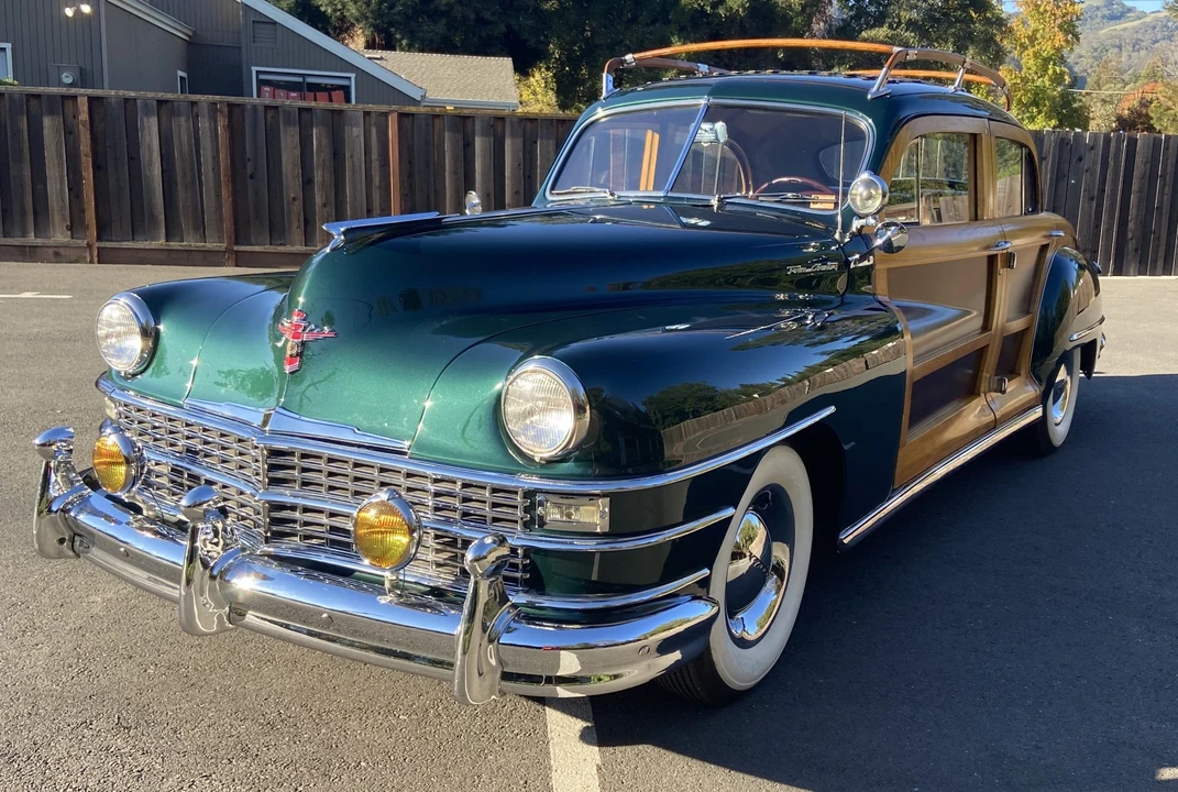 1948 Chrysler Town & Country - Image 2 of 31