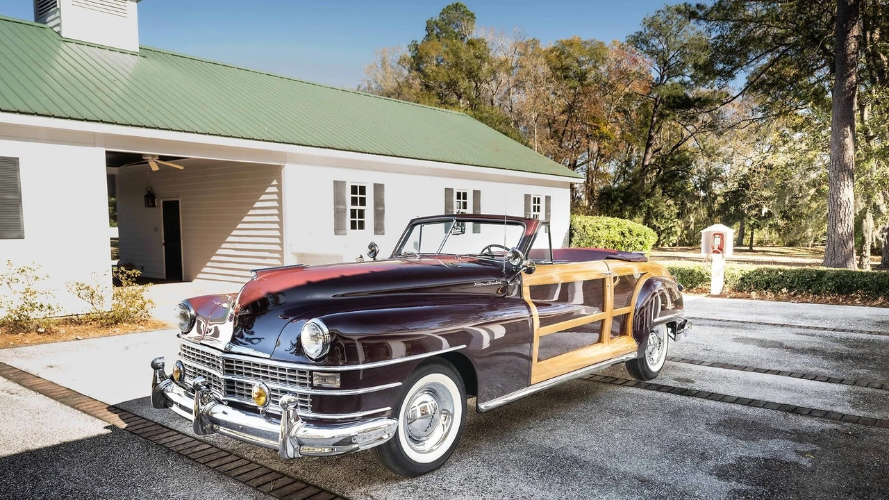 1948 Chrysler Town & Country - Image 3 of 31