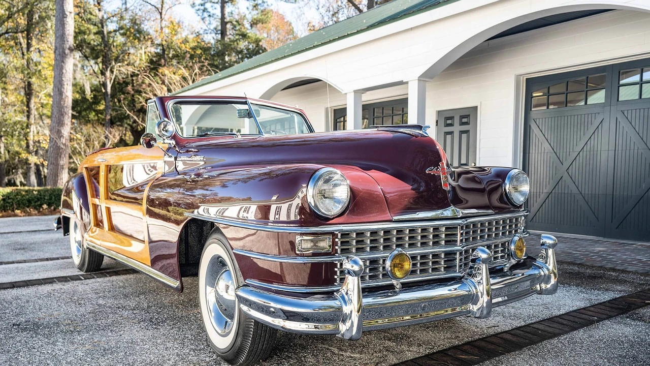 1948 Chrysler Town & Country - Image 8 of 31