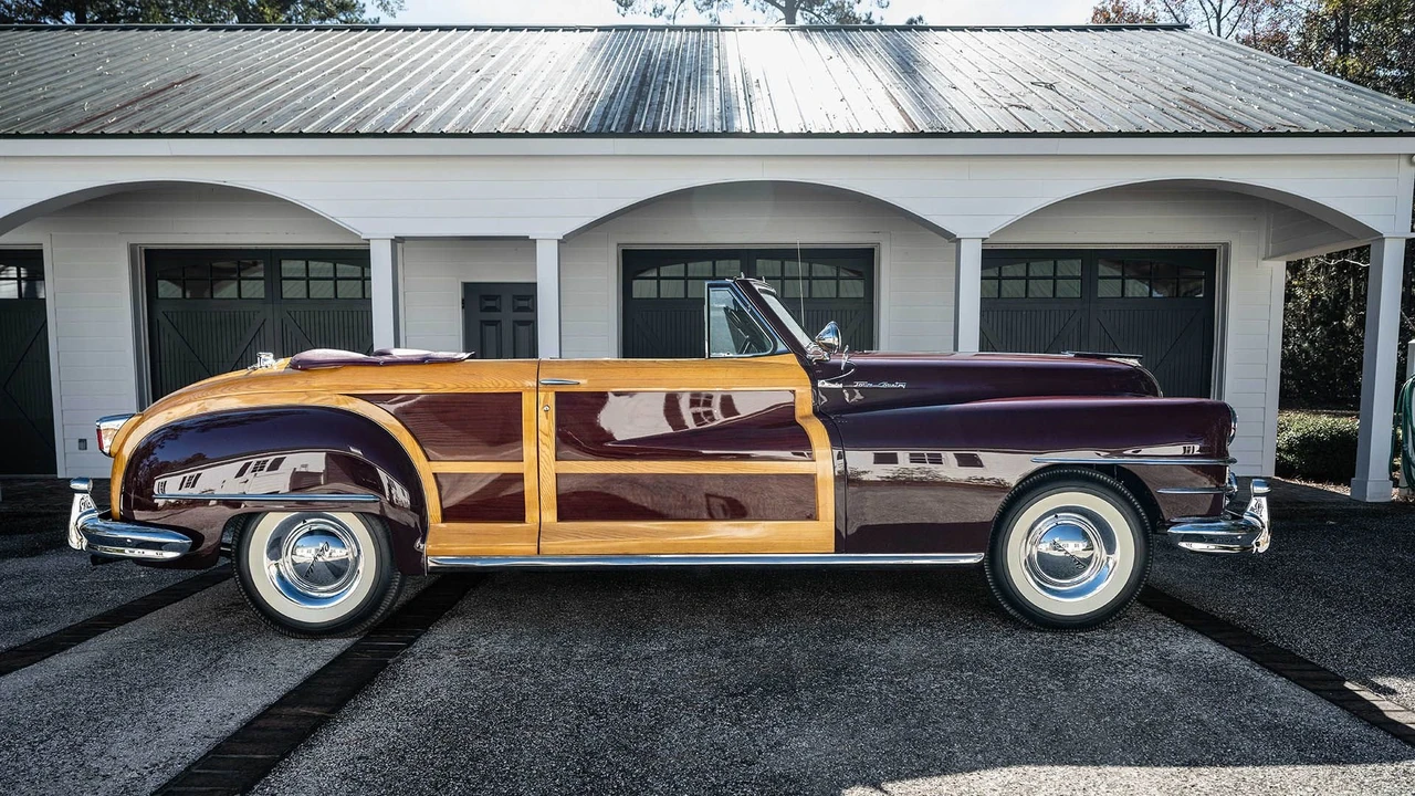1948 Chrysler Town & Country - Image 2 of 31