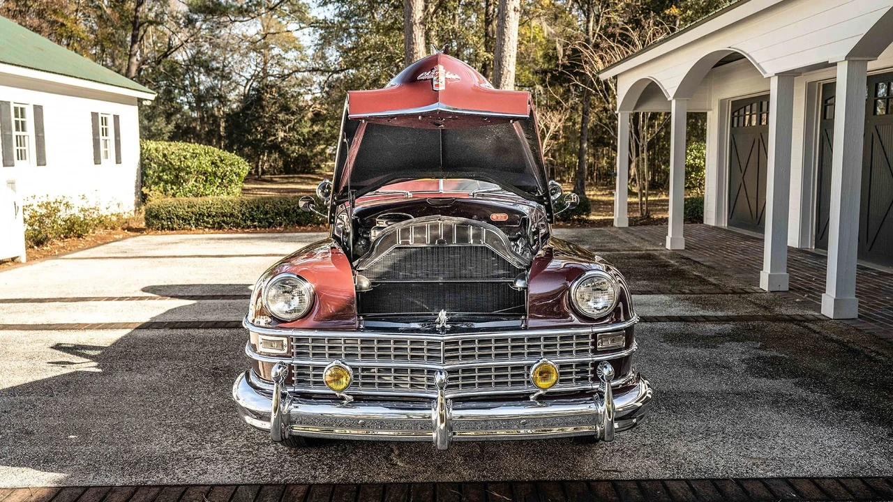1948 Chrysler Town & Country - Image 12 of 31