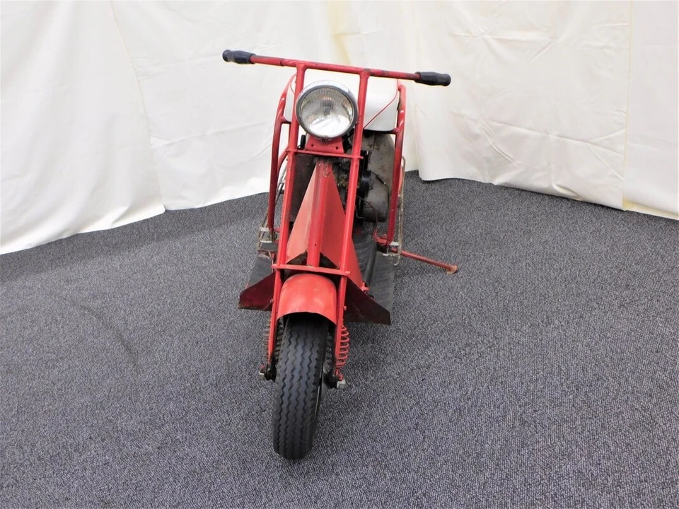 1948 Cushman - Image 3 of 9