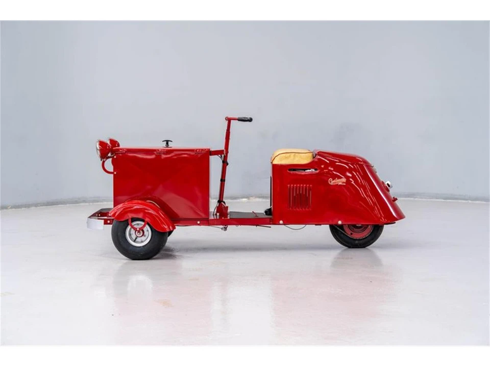 1948 Cushman - Image 2 of 31