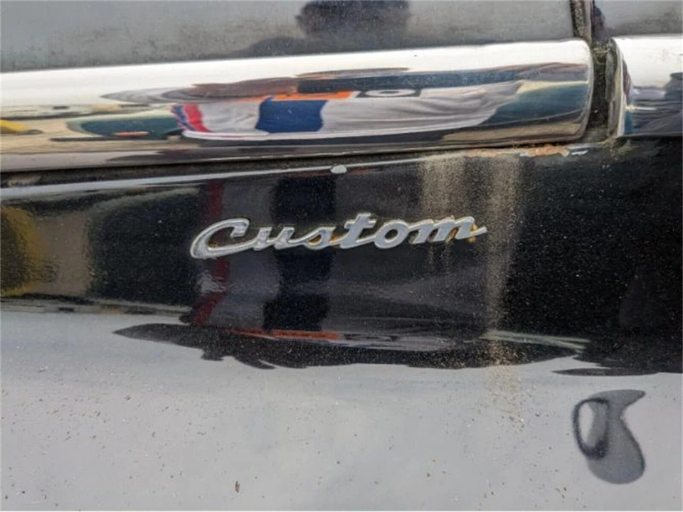 1948 DeSoto Firedome - Image 15 of 25