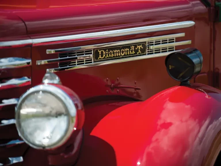 1948 Diamond T - Image 13 of 31