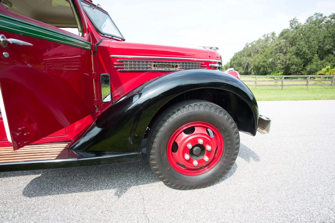 1948 Diamond T - Image 21 of 31