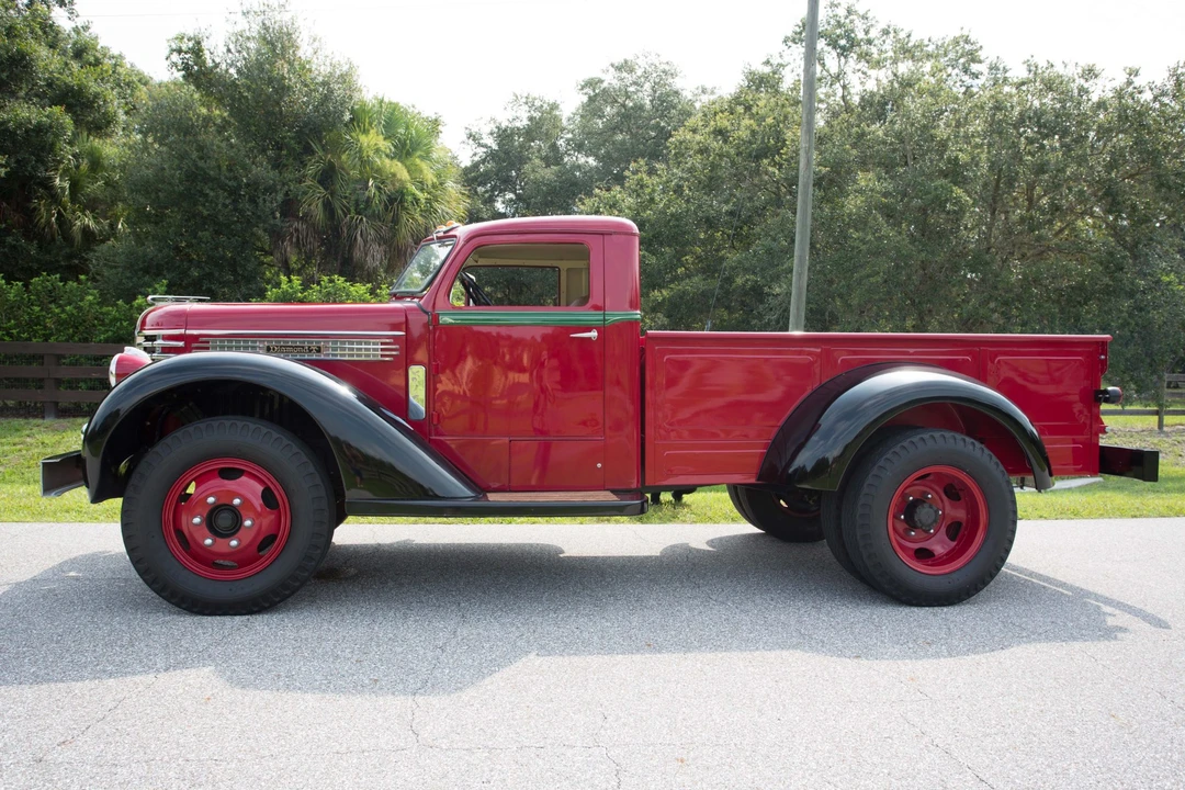 1948 Diamond T - Image 3 of 31