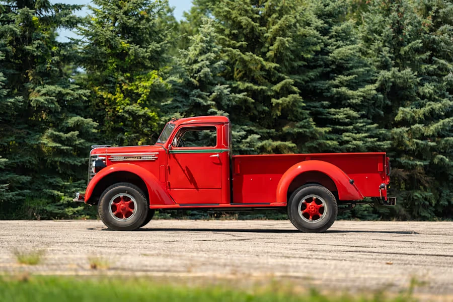 1948 Diamond T - Image 2 of 28