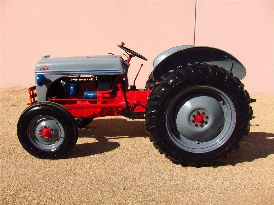 1948 Ford Tractor - Image 3 of 3