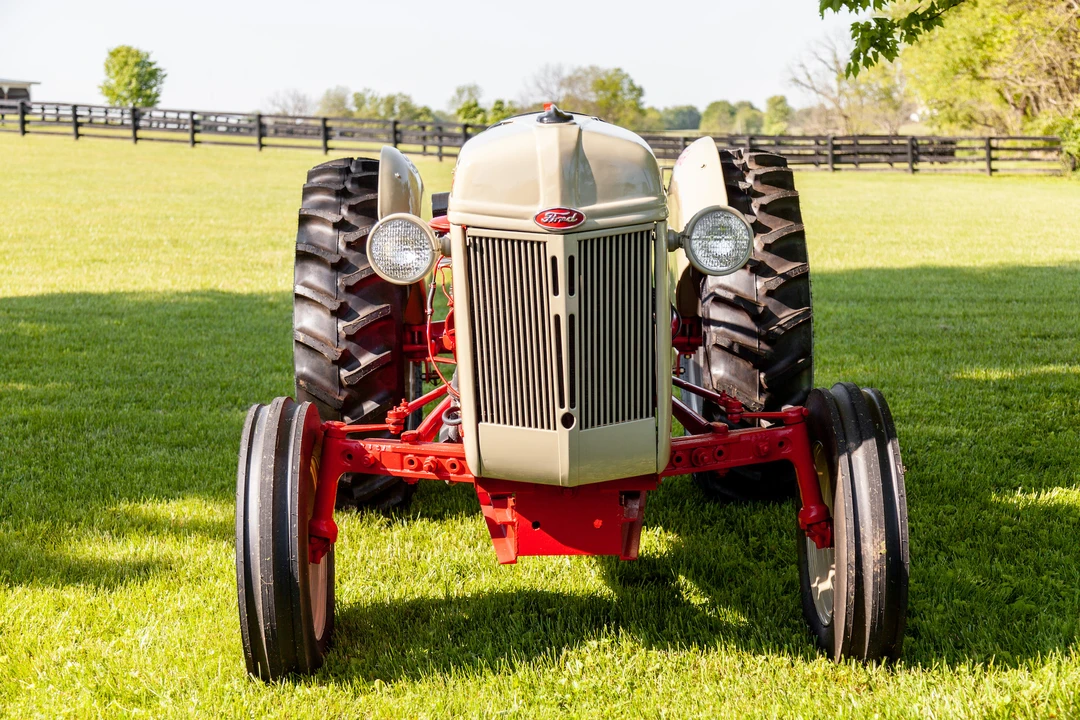 1948 Ford Tractor - Image 6 of 31