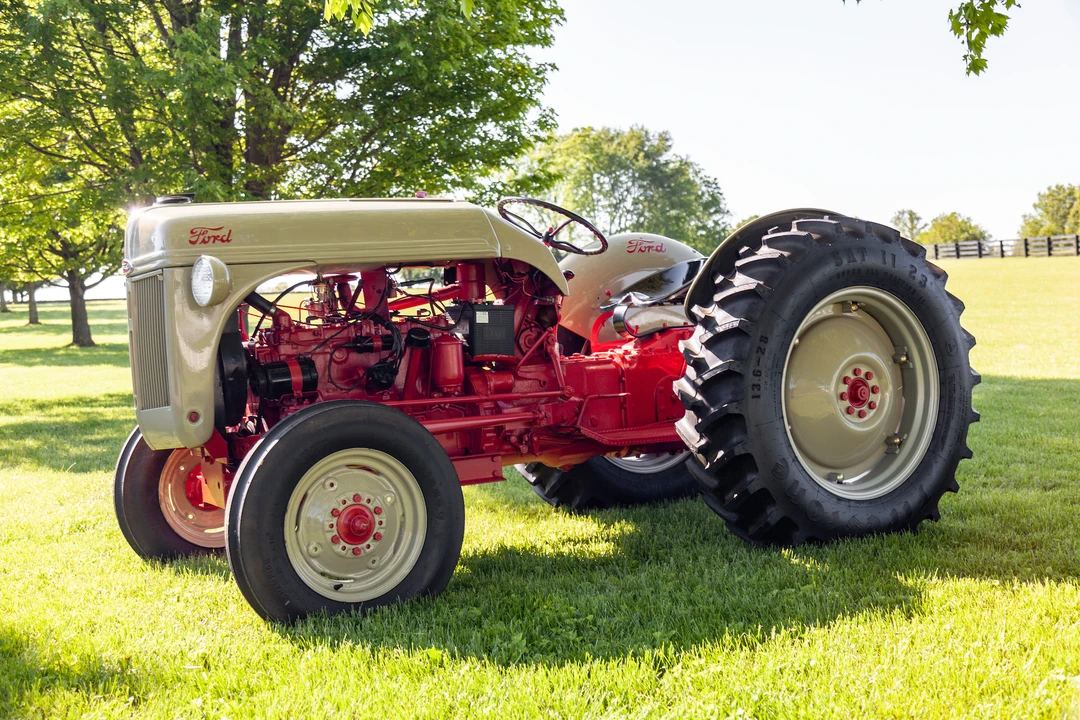1948 Ford Tractor - Image 5 of 31