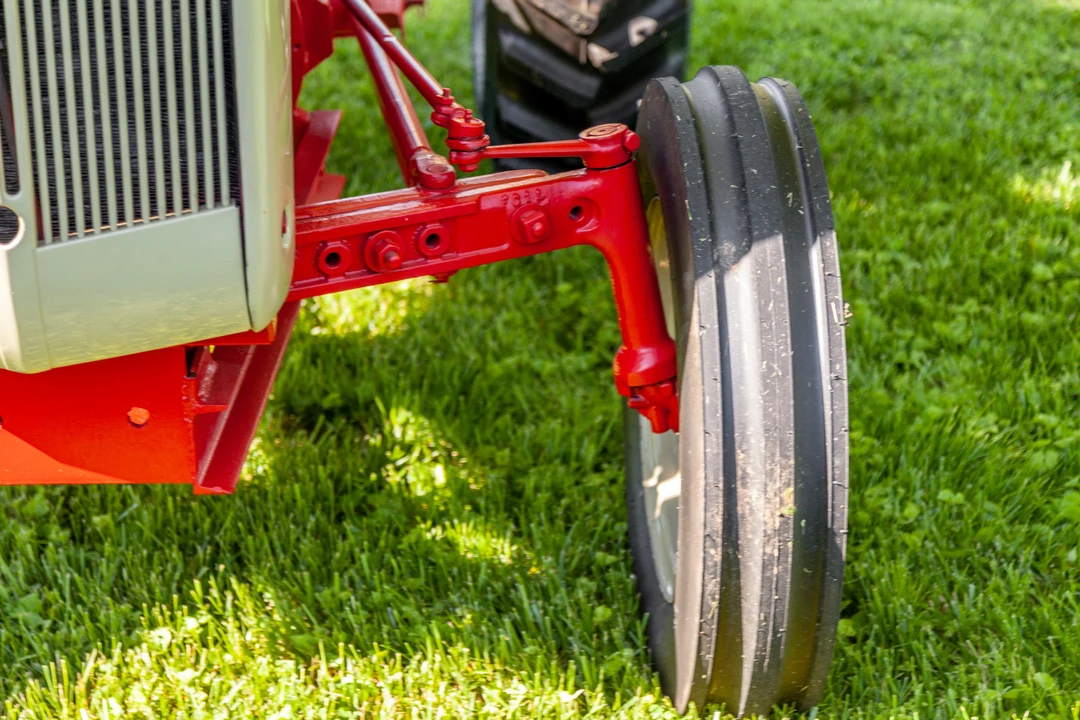 1948 Ford Tractor - Image 13 of 31