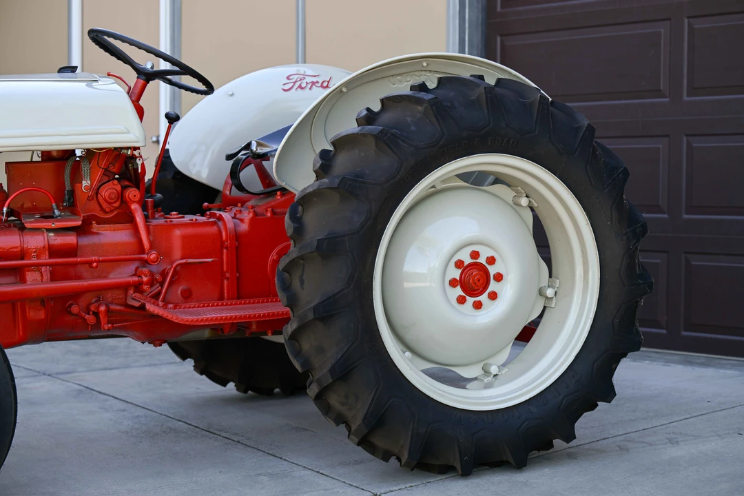 1948 Ford Tractor - Image 28 of 31