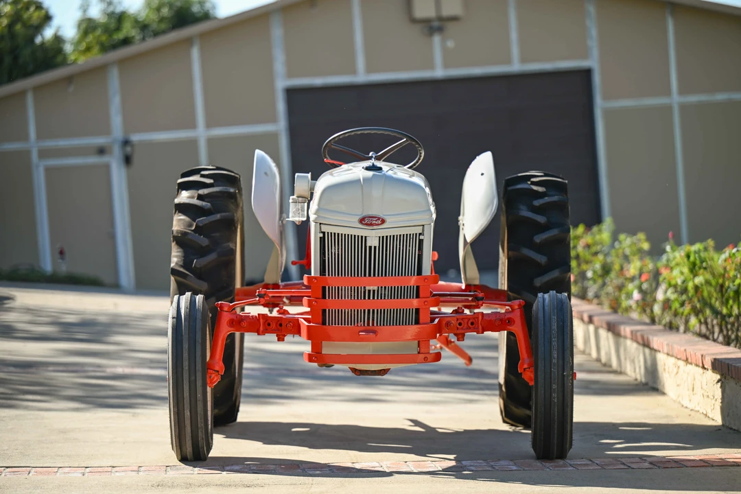 1948 Ford Tractor - Image 4 of 31