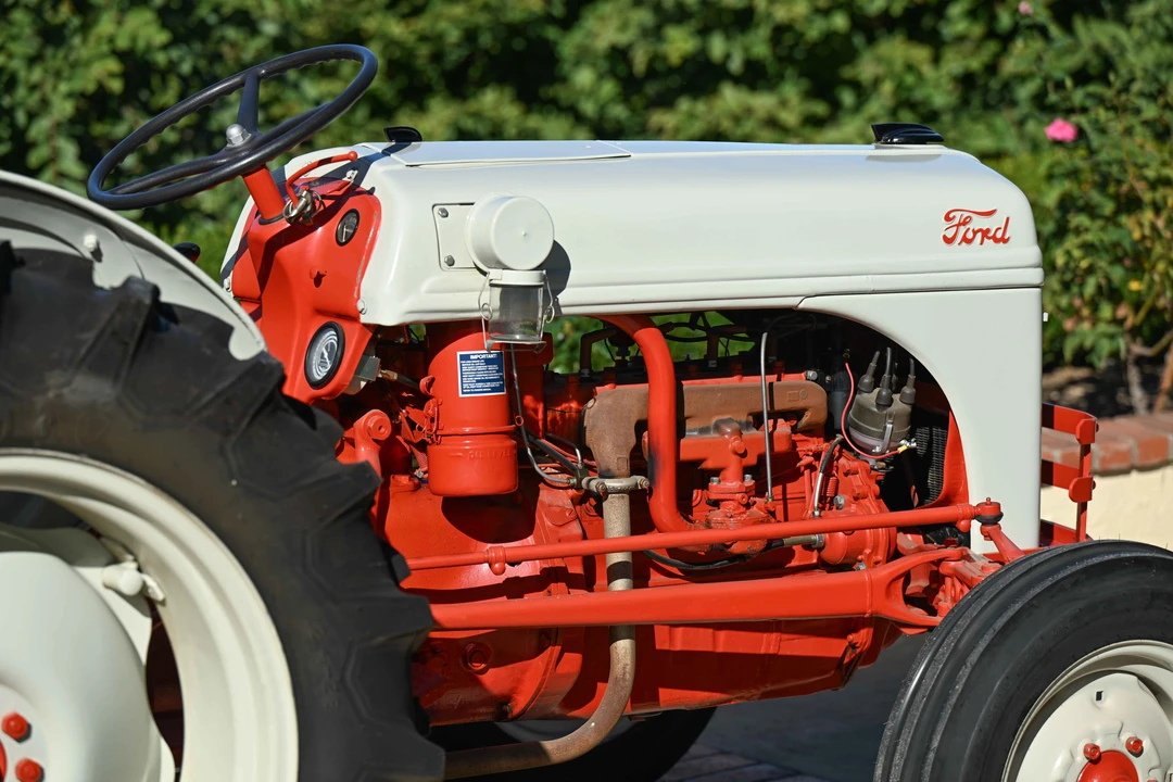 1948 Ford Tractor - Image 6 of 31