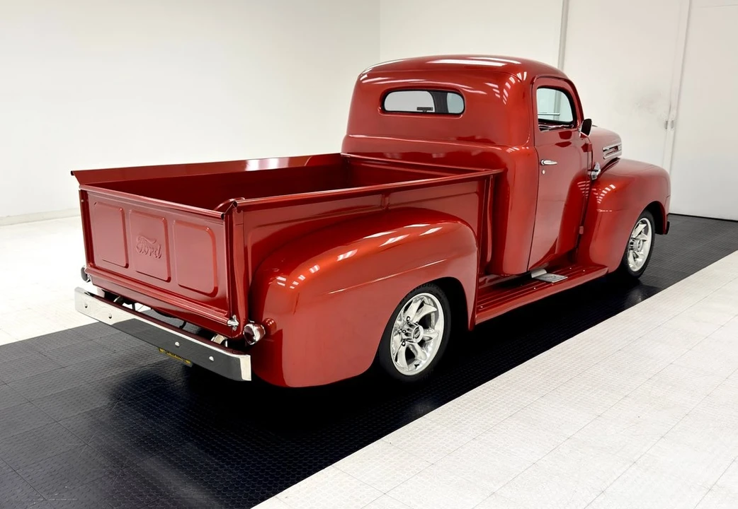 1948 Ford Pickup (1940-1947) - Image 5 of 12