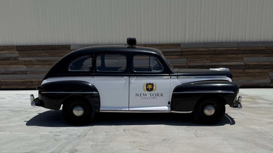 1948 Ford Standard & Deluxe & Super Deluxe - Image 7 of 16