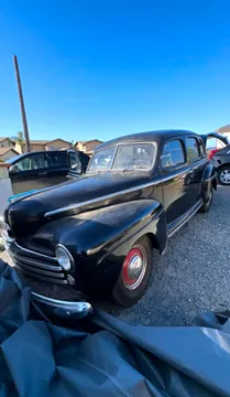 1948 Ford Super Deluxe Sedan