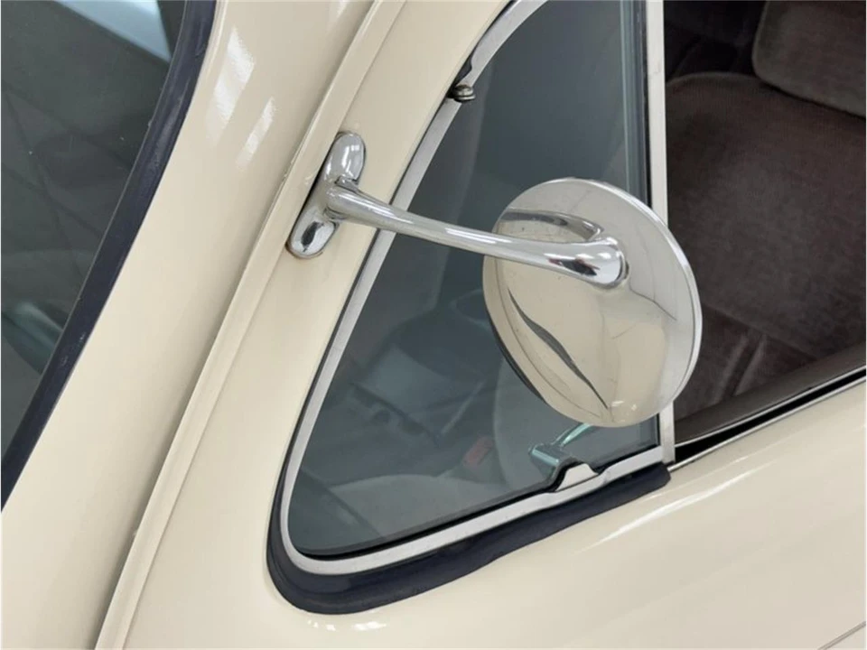 1948 Ford Standard & Deluxe & Super Deluxe - Image 14 of 31