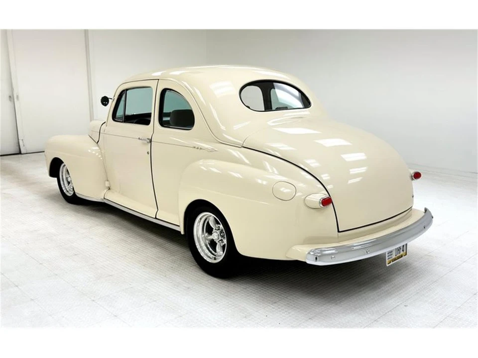 1948 Ford Standard & Deluxe & Super Deluxe - Image 3 of 31