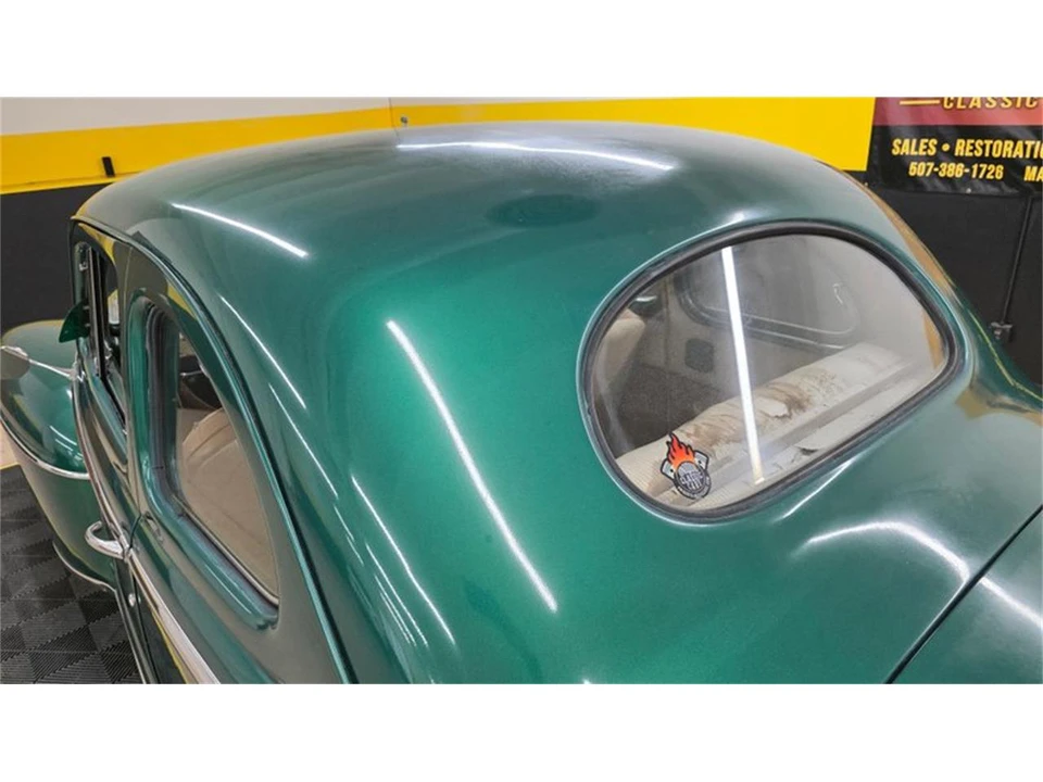 1948 Ford Standard & Deluxe & Super Deluxe - Image 16 of 31