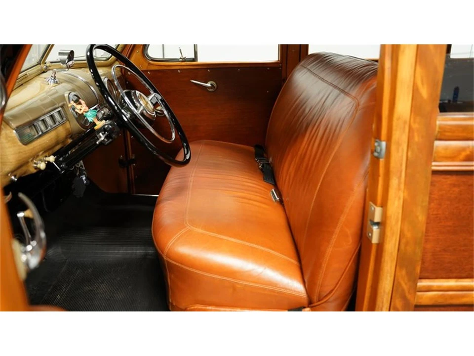 1948 Ford Standard & Deluxe & Super Deluxe - Image 4 of 31