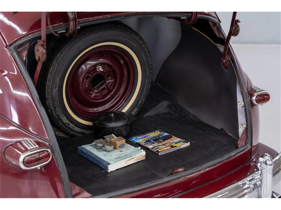 1948 Ford Standard & Deluxe & Super Deluxe - Image 28 of 31