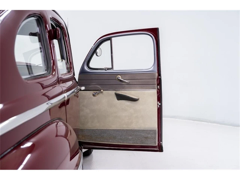 1948 Ford Standard & Deluxe & Super Deluxe - Image 10 of 31