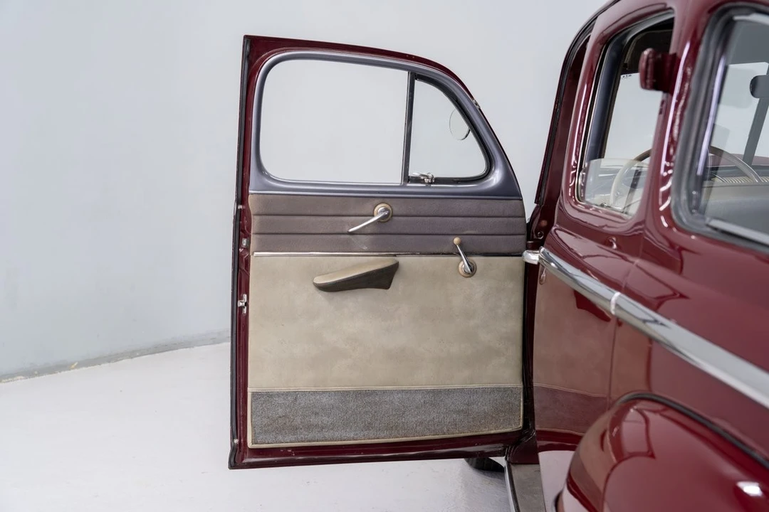 1948 Ford Standard & Deluxe & Super Deluxe - Image 8 of 10