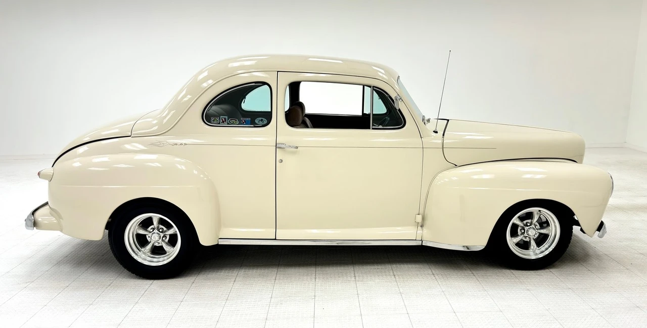 1948 Ford Standard & Deluxe & Super Deluxe - Image 6 of 31