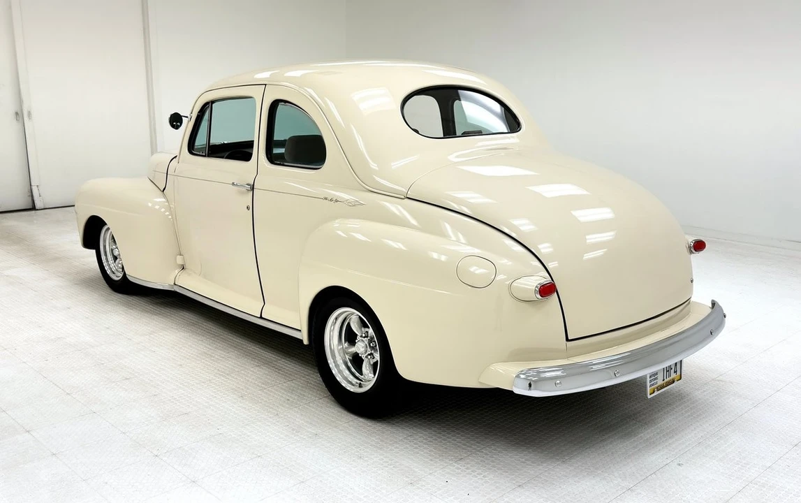 1948 Ford Standard & Deluxe & Super Deluxe - Image 3 of 31