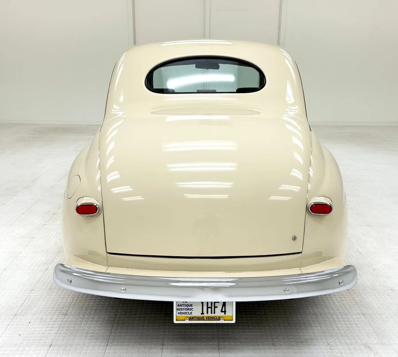 1948 Ford Standard & Deluxe & Super Deluxe - Image 4 of 31