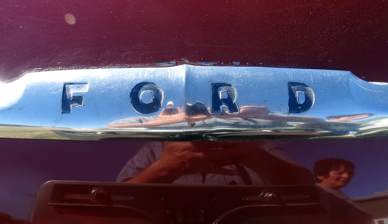 1948 Ford Standard & Deluxe & Super Deluxe - Image 16 of 31