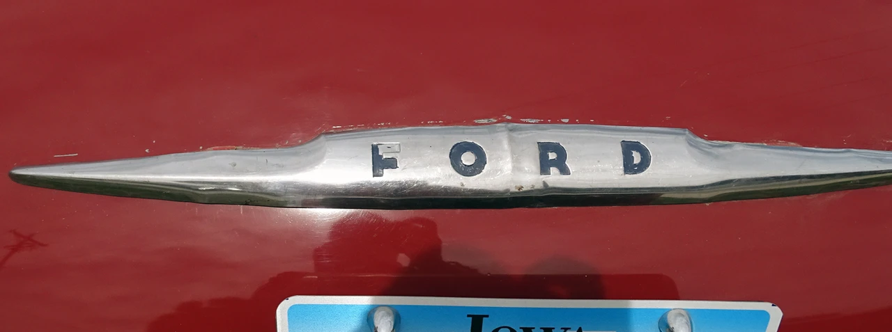 1948 Ford Standard & Deluxe & Super Deluxe - Image 17 of 31